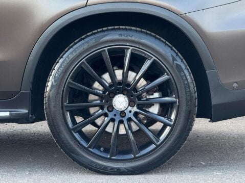 Mercedes-Benz GLC 2.1 GLC 220 D 4Matic AMG Line Premium+ Auto 4WD 5dr 30