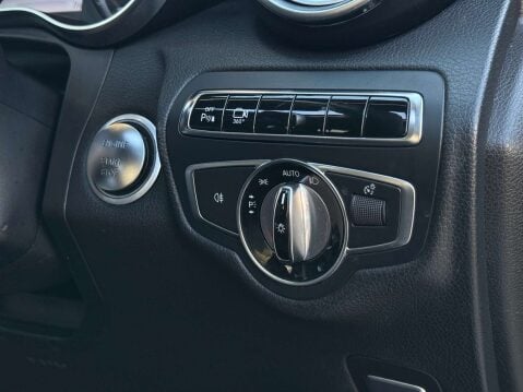 Mercedes-Benz GLC 2.1 GLC 220 D 4Matic AMG Line Premium+ Auto 4WD 5dr 17