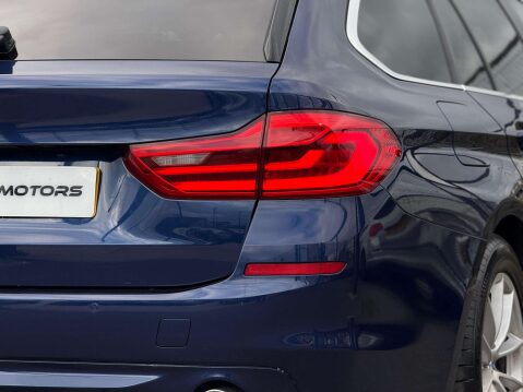 BMW 5 Series 2.0 520d xDrive SE Auto 4WD 5dr 17