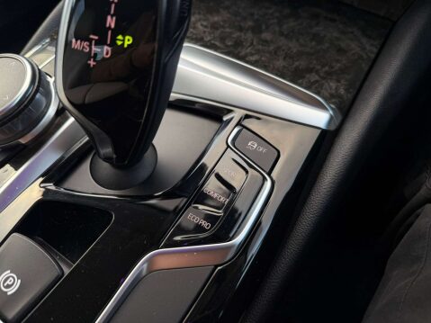 BMW 5 Series 3.0 540I xDrive SE Auto 4WD 4dr 39