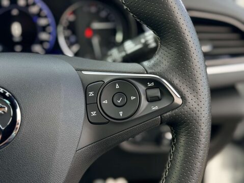 Vauxhall Insignia 1.5 Insignia SRi VX-Line Nav TD Auto 5dr 22