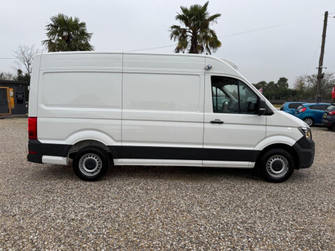 Volkswagen Crafter 2.0 TDI CR35 Startline RWD MWB High Roof Euro 6 (s/s) 5dr 19