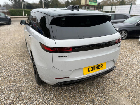 Land Rover Range Rover Sport 3.0 D300 MHEV Dynamic SE Auto 4WD Euro 6 (s/s) 5dr 15