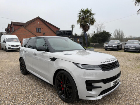 Land Rover Range Rover Sport 3.0 D300 MHEV Dynamic SE Auto 4WD Euro 6 (s/s) 5dr 8