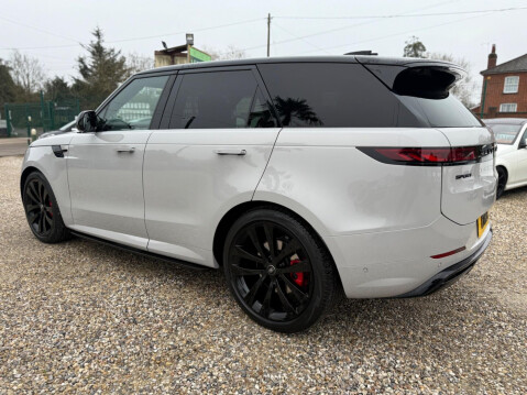 Land Rover Range Rover Sport 3.0 D300 MHEV Dynamic SE Auto 4WD Euro 6 (s/s) 5dr 12