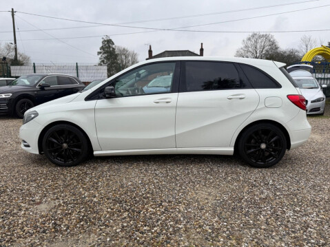 Mercedes-Benz B Class 1.8 B200 CDI BlueEfficiency Sport 7G-DCT Euro 5 (s/s) 5dr 8