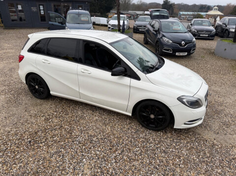 Mercedes-Benz B Class 1.8 B200 CDI BlueEfficiency Sport 7G-DCT Euro 5 (s/s) 5dr 18