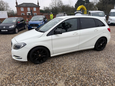 Mercedes-Benz B Class 1.8 B200 CDI BlueEfficiency Sport 7G-DCT Euro 5 (s/s) 5dr 6