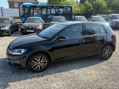 Volkswagen Golf 1.4 TSI BlueMotion Tech SE Nav Euro 6 (s/s) 5dr 9