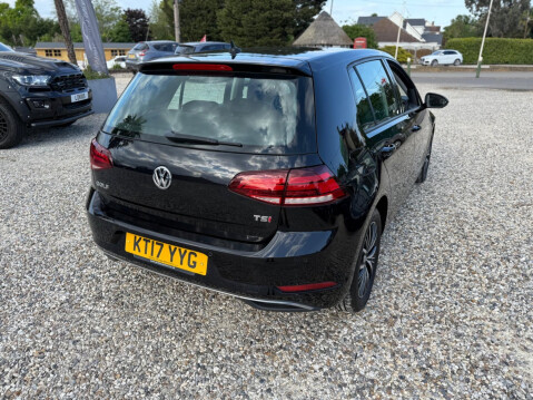 Volkswagen Golf 1.4 TSI BlueMotion Tech SE Nav Euro 6 (s/s) 5dr 12