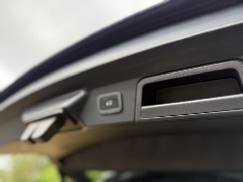 Land Rover Range Rover Velar 2.0 D200 MHEV R-Dynamic SE Auto 4WD Euro 6 (s/s) 5dr 29