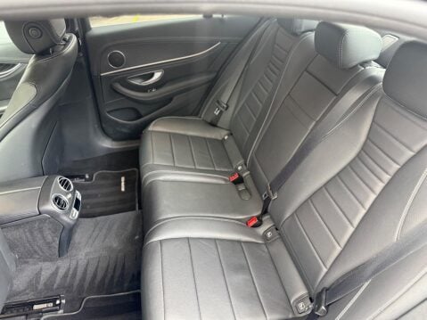 Mercedes-Benz E Class 2.0 E300de 13.5kWh AMG Line G-Tronic+ Euro 6 (s/s) 4dr 39