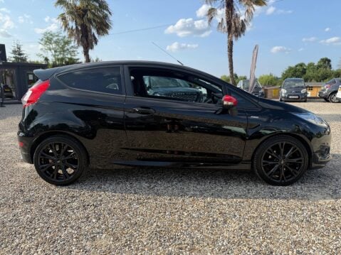 Ford Fiesta 1.0T EcoBoost ST-Line Euro 6 (s/s) 3dr 14