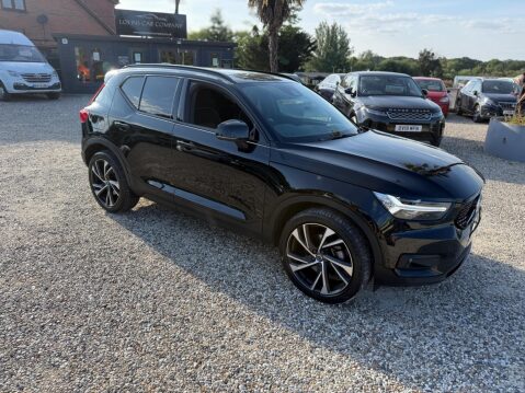 Volvo XC40 2.0 B4 MHEV R-Design Pro Auto Euro 6 (s/s) 5dr 21