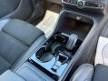 Volvo XC40 2.0 B4 MHEV R-Design Pro Auto Euro 6 (s/s) 5dr 39