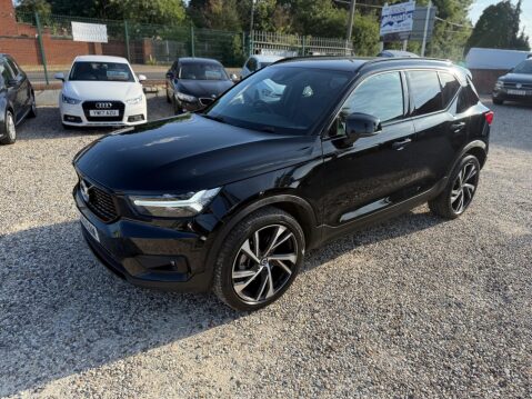 Volvo XC40 2.0 B4 MHEV R-Design Pro Auto Euro 6 (s/s) 5dr 2