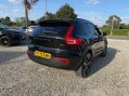 Volvo XC40 2.0 B4 MHEV R-Design Pro Auto Euro 6 (s/s) 5dr 15