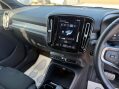 Volvo XC40 2.0 B4 MHEV R-Design Pro Auto Euro 6 (s/s) 5dr 36