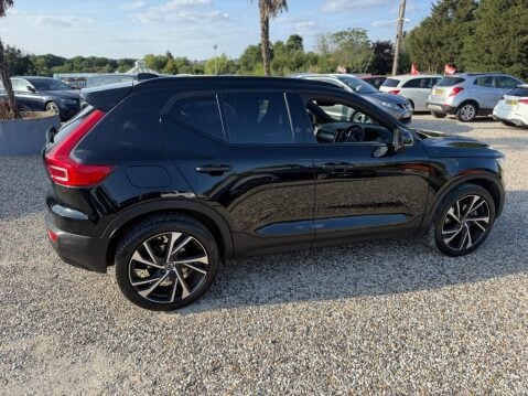 Volvo XC40 2.0 B4 MHEV R-Design Pro Auto Euro 6 (s/s) 5dr 18