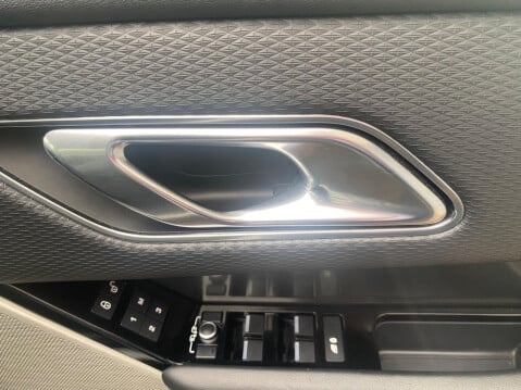Land Rover Range Rover Velar 2.0 D240 SE Auto 4WD Euro 6 (s/s) 5dr 65