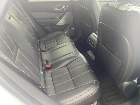 Land Rover Range Rover Velar 2.0 D240 SE Auto 4WD Euro 6 (s/s) 5dr 74