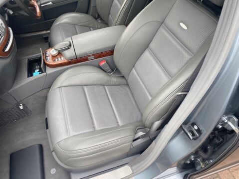 Mercedes-Benz S Class 6.2 S63 V8 AMG G-Tronic Euro 4 4dr 41