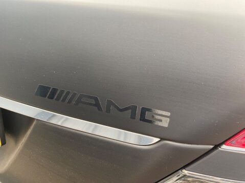 Mercedes-Benz S Class 6.2 S63 V8 AMG G-Tronic Euro 4 4dr 47