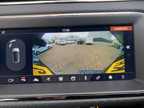 Land Rover Range Rover Evoque 2.0 D150 MHEV R-Dynamic S Auto 4WD Euro 6 (s/s) 5dr 39