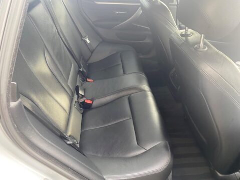 BMW 4 Series 3.0 440i M Sport Auto Euro 6 (s/s) 5dr 39