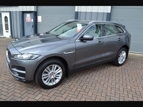 Jaguar F-Pace 3.0 D300 V6 Portfolio Auto AWD Euro 6 (s/s) 5dr 7