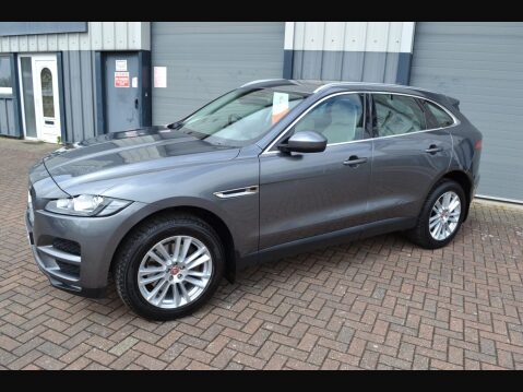 Jaguar F-Pace 3.0 D300 V6 Portfolio Auto AWD Euro 6 (s/s) 5dr 8