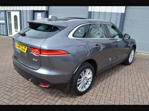 Jaguar F-Pace 3.0 D300 V6 Portfolio Auto AWD Euro 6 (s/s) 5dr 24