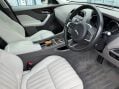 Jaguar F-Pace 3.0 D300 V6 Portfolio Auto AWD Euro 6 (s/s) 5dr 57