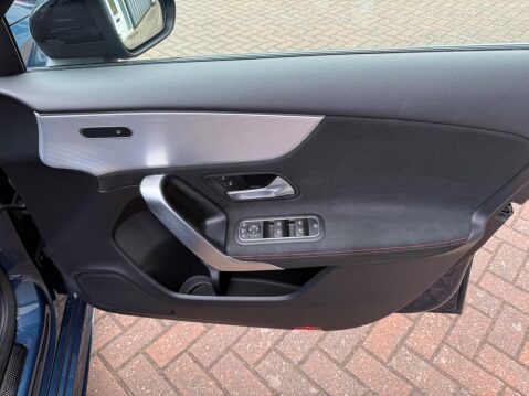 Mercedes-Benz A Class 1.3 A180 AMG Line Night Edition (Premium Plus) 7G-DCT Euro 6 (s/s) 5dr 64