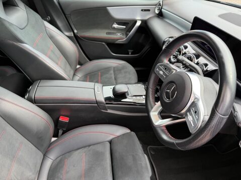 Mercedes-Benz A Class 1.3 A180 AMG Line Night Edition (Premium Plus) 7G-DCT Euro 6 (s/s) 5dr 52
