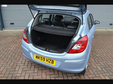 Vauxhall Corsa 1.4i 16v Design 5dr (a/c) 30