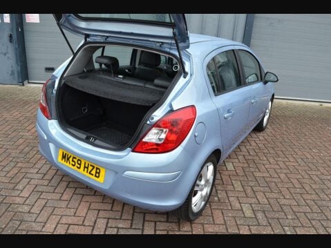 Vauxhall Corsa 1.4i 16v Design 5dr (a/c) 31