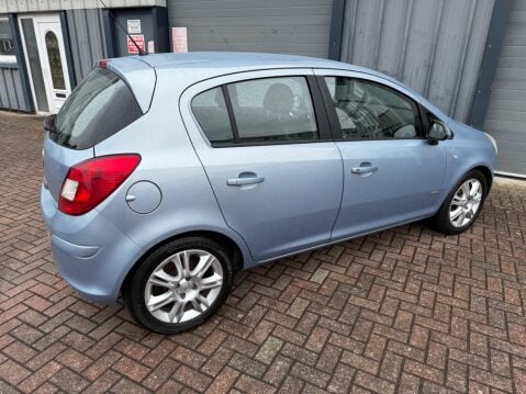 Vauxhall Corsa 1.4i 16v Design 5dr (a/c) 33