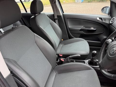 Vauxhall Corsa 1.4i 16v Design 5dr (a/c) 63