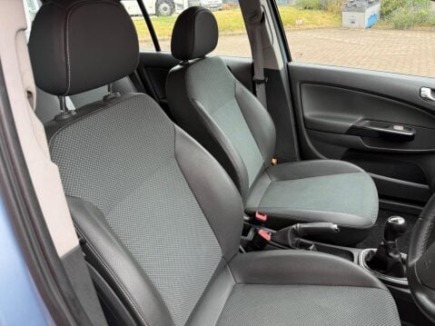 Vauxhall Corsa 1.4i 16v Design 5dr (a/c) 64