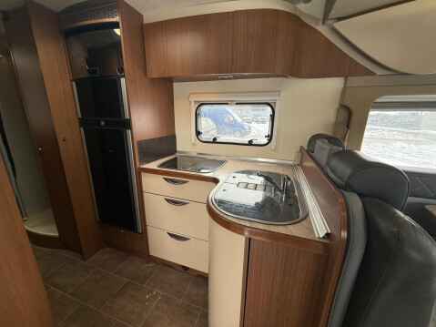 Burstner Ixeo Plus 50 MULTIJET 9