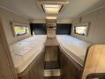 Elddis Autoquest BLUEHDI 335 L3 TLL 11