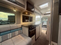 Auto-Sleepers Fairford BLUEHDI 435 L4H2 W/V 7