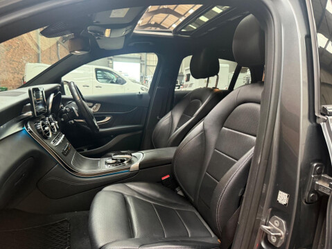 Mercedes-Benz GLC 2.1 GLC220d AMG Line (Premium) Coupe G-Tronic 4MATIC Euro 6 (s/s) 5dr 26