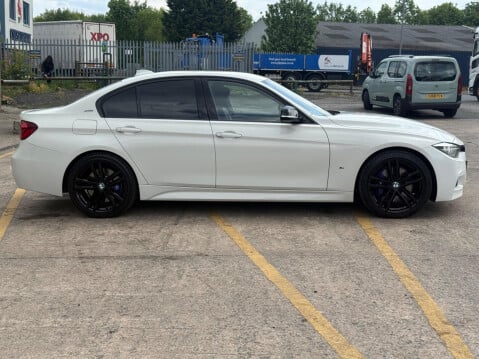 BMW 3 Series 2.0 330e 7.6kWh M Sport Shadow Edition Auto Euro 6 (s/s) 4dr 8