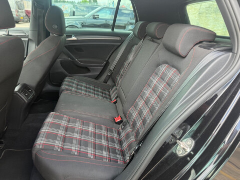 Volkswagen Golf 2.0 TSI GTI DSG Euro 6 (s/s) 5dr 25