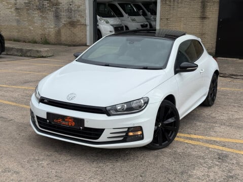 Volkswagen Scirocco 2.0 TDI BlueMotion Tech R-Line Euro 6 (s/s) 3dr 4