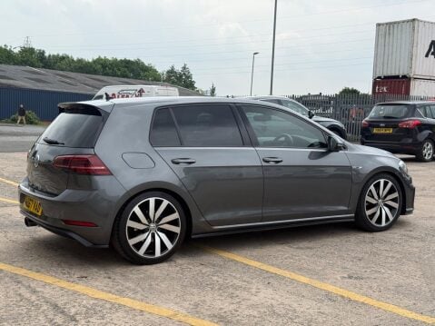 Volkswagen Golf 1.4 TSI 8.7kWh GTE Advance DSG Euro 6 (s/s) 5dr 9