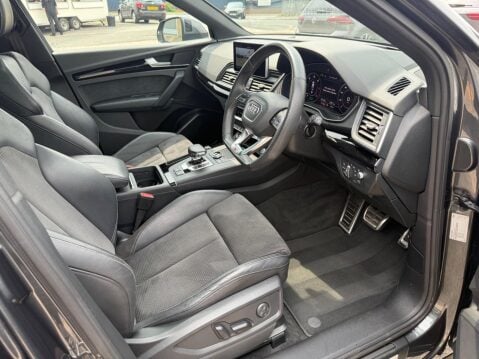 Audi Q5 2.0 TDI 40 S line S Tronic quattro Euro 6 (s/s) 5dr 20