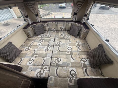 Peugeot Boxer 2.2 HDi 335 Platform Cab L3 Euro 5 2dr 12